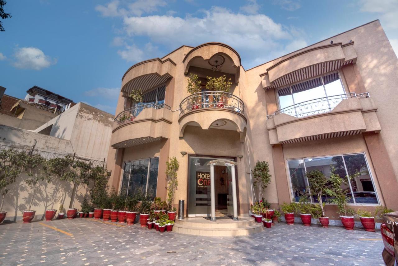 Hotel One Lalazar Multan Eksteriør bilde